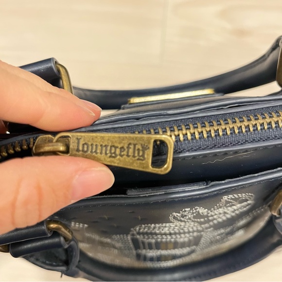 Loungefly Harry Potter Diagon Alley Satchel Crossbody Bag Embroidered Purse EUC - Picture 11 of 12